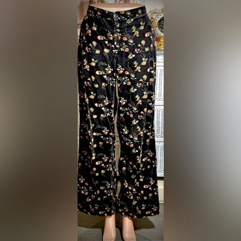 Anthropologie Pilcro Pants Cotton corduroy flare leg floral print Black size 26 - Picture 2 of 9